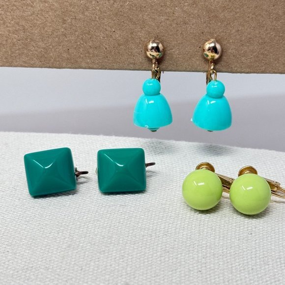 Vintage Lot of‎ Geometric Earrings Clip-On Screw Back Retro Green - Picture 9 of 9